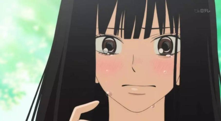 角色背景:沉默寡言的灵感少女