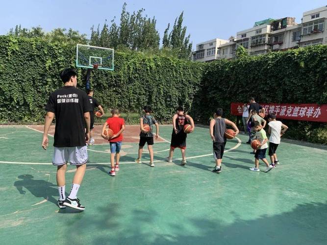社区共创,打造独一无二的篮球世界