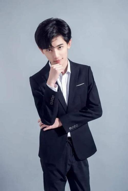 网红之路：从巅峰到低谷