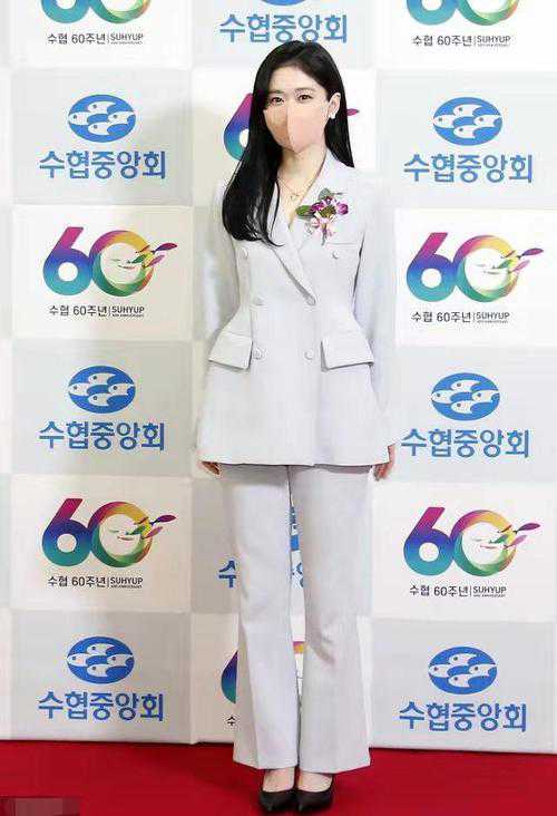 41岁韩国女星张娜拉浪漫婚礼现场大公开,窈窕优雅中绽放灵动俏皮