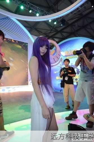 ChinaJoy2012: 火爆露底的雅典娜扮演者遭解约