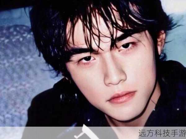 周杰伦晒20年前旧照,回首首张专辑推出二十周年的音乐旅程