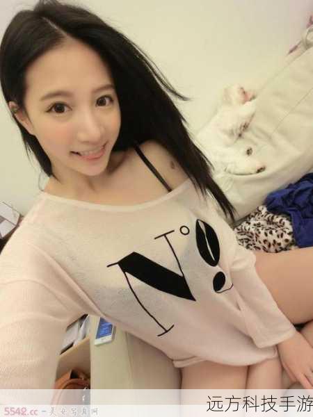 游戏嫩模林采缇整容前照片曝光,网友热议,女神魅力依旧不减