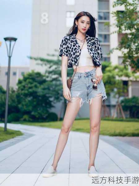 携手才貌兼并的环球小姐全国殿军谭乔伊，才子佳人共绘璀璨篇章