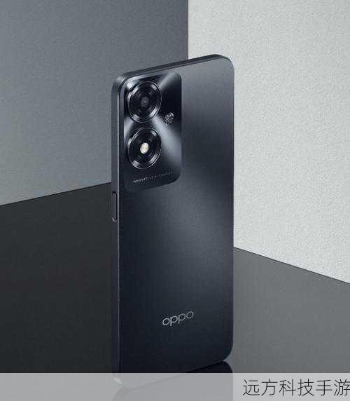 OPPO A2m在外观设计上采用了直角边框的设计,搭配轻薄的机身,不仅给人一种简洁而精致的感觉,还极大地提升了握持的舒适度,手机提供了飞霜紫和星夜黑两种配色选择,这些配色不仅展现了OPPO对色彩美学的深刻理解,也满足了不同用户的个性化需求,OPPO A2m还采用了金刚石抗摔结构,并支持IP54级别的生活防水,确保手机在意外跌落或日常使用中更加耐用,让用户使用更加放心。