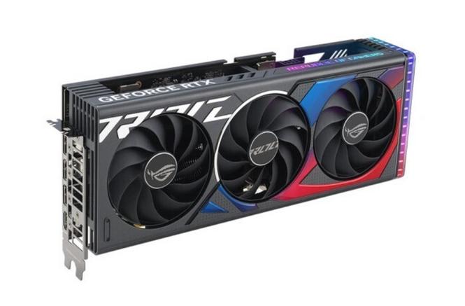 显卡方面,天选X 2024搭载了NVIDIA GeForce RTX 4060Ti显卡,这款显卡采用全新Ada Lovelace架构,拥有强劲的图形渲染实力,配合实时光线追踪以及DLSS 3.5技术,天选X 2024能够轻松满足市面上绝大多数主流热门游戏的运行要求,从《萤火突击》的紧张刺激到《破碎之地》的宏大场景,每一款游戏在天选X 2024的加持下都展现出了前所未有的流畅度和视觉效果,让现场观众大呼过瘾。