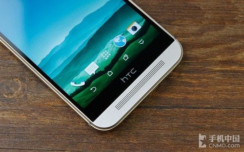 HTC M9+ 双4G搭载了专为国内市场定制的China Sense系统界面,该系统在保留HTC Sense原有优点的基础上,融入了更多中国本地化的特色功能和服务,例如与支付宝合作实现指纹支付、与腾讯合作保护手机安全等,虽然这些功能在发布会现场并未全部展示但从PPT和官方介绍中我们可以感受到HTC对于中国市场的高度重视和用心。