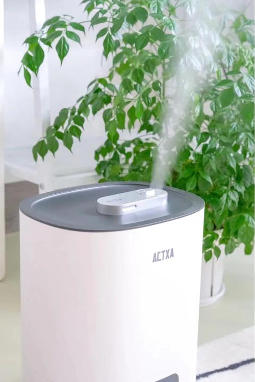 哥尔空气加湿器以其独特的技术优势和卓越的产品性能,在众多品牌中脱颖而出,以下是哥尔空气加湿器的几大优势: