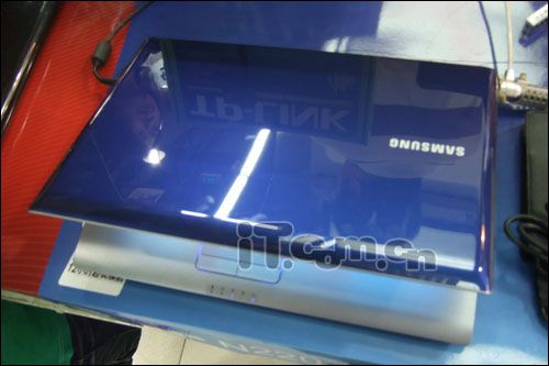 在显卡方面,三星R429-DS0M采用了双显卡切换技术(独立+集成),即NVIDIA GeForce 310M独立显卡与Intel GMA HD集成显卡相结合,这种设计既保证了图形处理性能,又能在不需要高性能图形处理时切换到集成显卡以节省能耗,NVIDIA GeForce 310M独立显卡拥有512MB DDR3显存和64bit显存位宽,支持DirectX 10.1,能够应对大多数主流游戏和图形处理任务。
