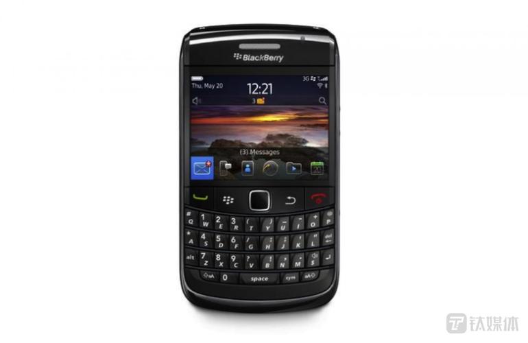虽然黑莓Bold 9000主要定位于商务市场,但其在多媒体功能方面同样表现出色,Bold 9000内置了专业的音乐和视频播放器,支持多种音频和视频格式播放,音乐播放器支持艺术家、专辑、流派、播放列表等多种管理方式,用户可以根据自己的喜好进行个性化设置,视频播放器则支持全屏播放和多种视频格式解码,为用户带来更加震撼的视听体验,Bold 9000还配备了200万像素摄像头和LED闪光灯,支持多种拍摄模式和视频录制功能,满足用户日常拍照和录像的需求。