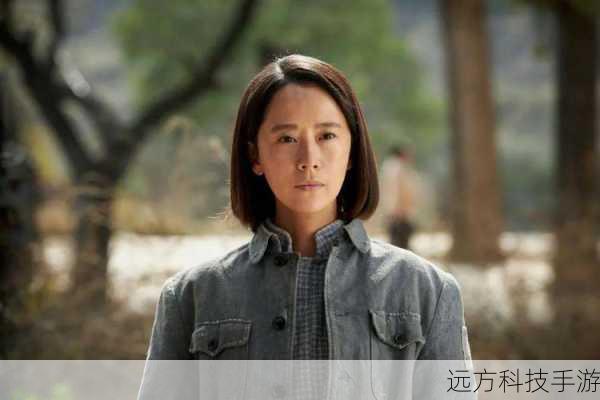 这位演员或许没有像主演们那样声名大噪,但她在剧中的表现却可圈可点,她通过细腻的演绎,展现出了 Ada 的性格特点和情感世界,虽然戏份有限,但她成功地让观众记住了这个角色,这也让我们看到了每一位演员对于一部作品的重要性,即使是一个小角色,也能在优秀的演员手中焕发出别样的光彩。