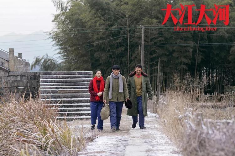 《大江大河 3》的更新时间和播出安排无疑是剧迷们最为关心的话题之一,它不仅代表着一部优秀电视剧的延续,更代表着我们对那个时代的回忆和对未来的期待,在等待该剧播出的日子里,我们充满了期待和兴奋,相信在更新时间到来之际,观众们会准时守候在电视机前,一同见证《大江大河 3》带来的精彩与感动。