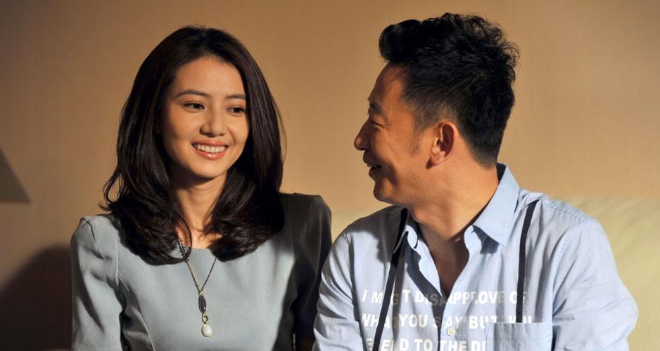 《咱们结婚吧》第 47 集让我们深刻地认识到,婚姻不是爱情的终点,而是一个新的起点,在这个起点上,我们需要用更多的爱和耐心去经营,去呵护,而土豆这个小小的元素,也提醒着我们,生活中的美好往往就隐藏在那些看似微不足道的事物之中,我们要学会用心去感受,去珍惜每一个与爱人相处的瞬间。