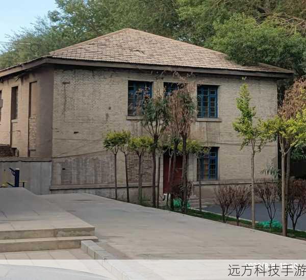 第二集,他们根据线索来到了格尔木疗养院,在这里遭遇了诡异的禁婆,禁婆的出现让他们毛骨悚然,但也更加坚定了他们寻找真相的决心。
