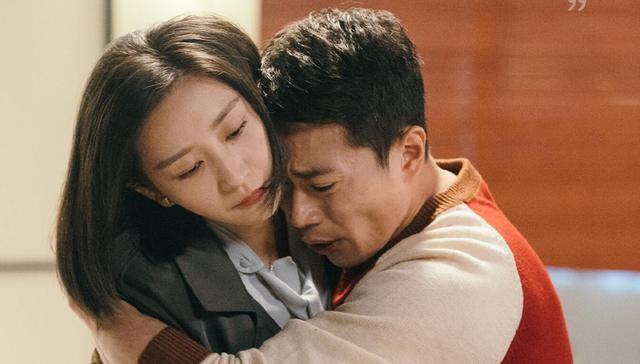除了上映时间和集数,《风雷动》的其他方面也同样值得期待,比如演员的精彩表演、导演的独特风格、编剧的巧妙构思等,优秀的演员能够将角色演绎得栩栩如生,让观众产生强烈的共鸣;导演的风格则会影响到作品的整体氛围和节奏;编剧的构思则是故事的灵魂所在,决定了作品的吸引力和深度。