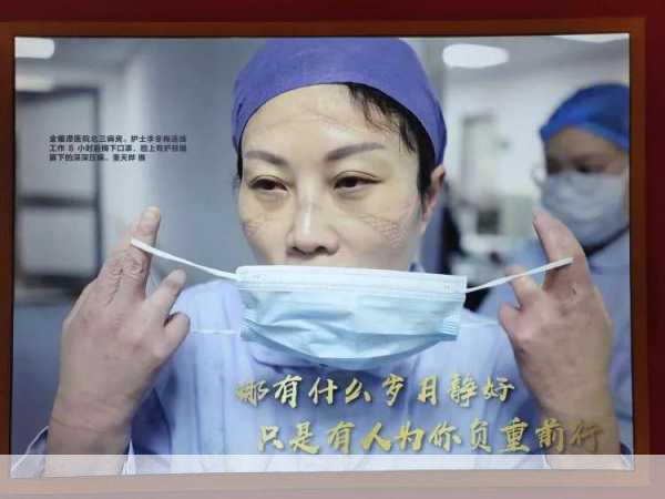 而其中的感人瞬间又让我们不禁眼眶湿润,.....