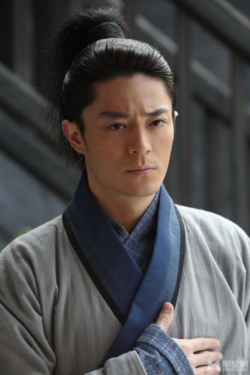 吴奇隆与刑名师爷段平的故事,不仅仅是一个关于演员和角色的故事,更是一个关于梦想、努力和坚持的故事,它激励着每一个有梦想的人,要勇敢地追求自己的目标,不断努力,永不放弃。