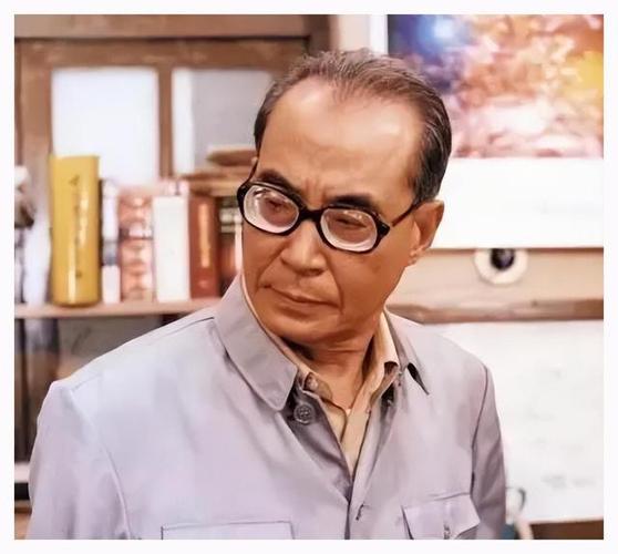 莫少聪的电影全集列表和 2022 年的最新电影作品共同构成了他丰富多彩的演艺生涯,他的表演才华和艺术追求将永远铭刻在华语电影的历史中,让我们一起期待他在未来的电影作品中继续绽放光彩,为我们带来更多精彩的表演和动人的故事,无论是回顾过去还是展望未来,莫少聪都是华语电影界不可或缺的重要人物,他的电影作品将继续陪伴我们,让我们在光影的世界里感受生活的美好与复杂。