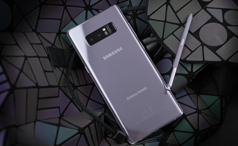 三星深知商务人士对于高效办公的需求,因此在Galaxy Note Pro P901上集成了众多实用的商务功能,它支持多种办公软件的流畅运行,无论是Word、Excel还是PowerPoint,都能轻松应对;内置的邮件客户端支持多种邮箱协议,让邮件管理变得简单高效;该机型还支持远程会议功能,配合高清摄像头与麦克风,即使身处异地也能实现面对面的沟通交流。