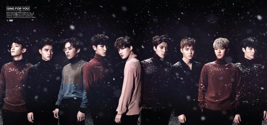 粉丝们的支持也是 EXO 能够在中国取得成功的重要因素,他们的热情和忠诚为 EXO 提供了强大的动力,让他们在舞台上更加自信和出色地展现自己,粉丝们通过各种方式表达对偶像的喜爱和支持,这种情感的纽带将偶像与粉丝紧密地联系在一起。