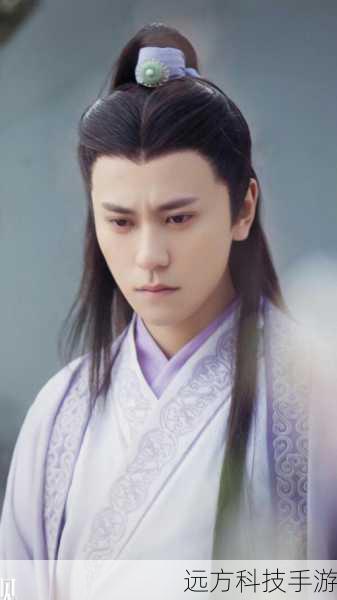 曾书书(秦俊杰 饰):青云门风回峰弟子,生性活泼,喜好奇珍异宝,与张小凡是好友。