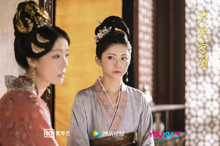 钱冬旎的演艺之路或许还很长,但她通过赵莎莎这个角色已经向观众展示了她的潜力和实力,我们有理由相信,在未来的日子里,她会继续为我们带来更多精彩的角色和表演,她的名字也将逐渐为更多人所熟知和喜爱。