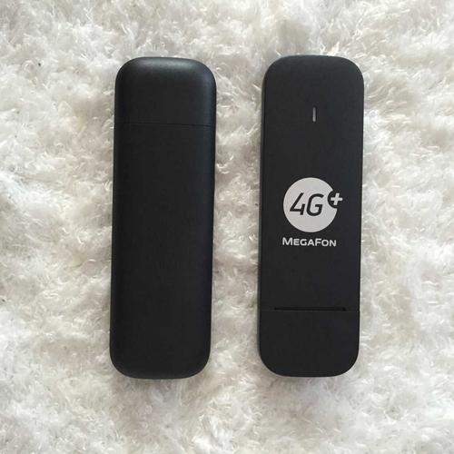 坚果Pro支持全网通网络制式,包括移动TD-LTE、联通TD-LTE/FDD-LTE、电信TD-LTE/FDD-LTE等,覆盖了国内所有主流运营商的网络频段,它还支持双卡双待功能,让用户能够轻松切换不同的SIM卡,在无线连接方面,坚果Pro支持蓝牙4.2和Wi-Fi 802.11 a/b/g/n/ac双频无线网络,无论是数据传输还是在线娱乐都能获得稳定快速的网络体验,坚果Pro还配备了USB Type-C接口和OTG功能,方便用户进行数据传输和反向充电等操作。