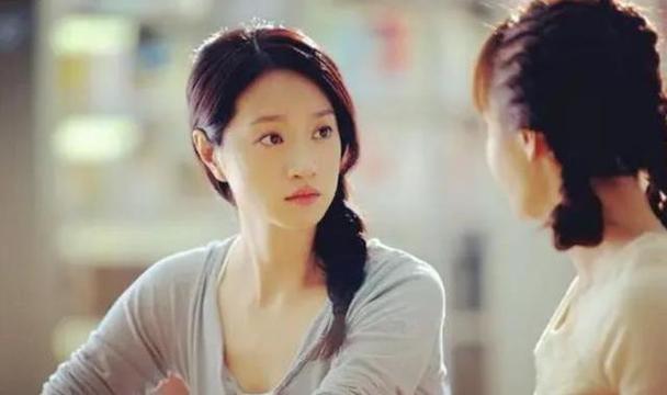 《女人公敌》中马克的扮演者李红陶是一位值得我们深入了解和关注的演员,他的表演才华和努力精神将激励更多的人在演艺道路上勇往直前,让我们一起期待他在未来的演艺生涯中能够继续绽放光彩,为我们带来更多令人难忘的角色和作品。