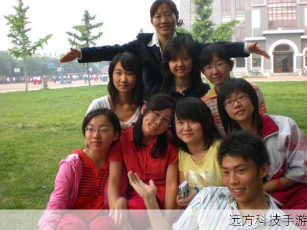 郭玮洁在演艺事业上的努力和付出也是不可忽视的,她不断地学习和提升自己,力求为观众带来更加精彩的表演,她对每一个角色都投入了极大的热情和精力,用心去揣摩和演绎,正是因为有了这样的努力和付出,她才能够在众多演员中脱颖而出,成为备受瞩目的一颗新星。