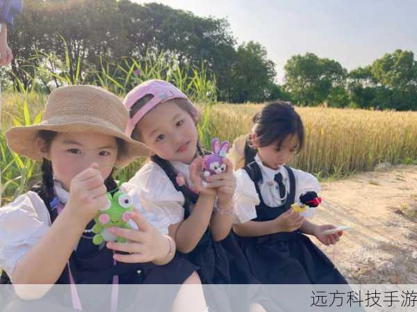 在这一集中,麦香的生活继续发生着变化,麦香和云宽之间的情感纠葛进一步加深,他们在乡村的小道上偶然相遇,那一瞬间,仿佛时间都停止了,眼中只有彼此,现实的阻碍依然摆在他们面前,双方家庭的态度以及过去的种种都让他们的爱情之路充满艰辛,麦香心中虽有万般无奈,但她依然坚守着自己内心对云宽的那份情感。