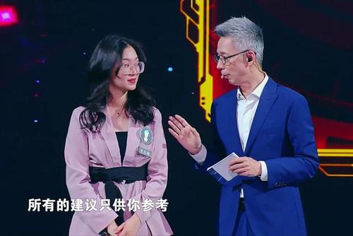 《最强大脑 20140214》究竟什么时候开始呢?具体的播出时间需要参考当时的电视节目安排,电视台会提前公布节目的播出日程,观众可以通过以下几种方式获取准确的开播时间信息,可以关注相关电视台的官方网站或社交媒体账号,它们通常会发布节目播出的具体时间和相关预告,电视节目指南、电子节目单等也是了解播出时间的重要途径,一些专门的电视节目资讯平台也会提供详细的节目播出信息。