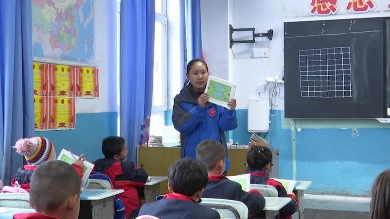 观看《最强大脑 20140214》还有一个重要的意义,那就是它可以激发我们对学习和成长的热情,看到选手们通过不断努力和训练取得优异的成绩,我们也会意识到只要我们愿意付出努力,我们也可以提升自己的能力,这档节目让我们明白,大脑就像一块有待开发的宝藏,只要我们善于挖掘和训练,就能够发现自己无限的潜力。