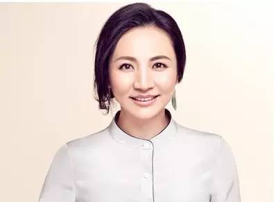 高甫洁在塑造[具体角色名]这个角色时，付出了诸多努力，她深入研究角色的性格特点和情感走向，力求将每一个细节都演绎得完美无瑕，她的用心和专注在剧中得到了充分的体现，也赢得了观众们的高度认可和赞赏。