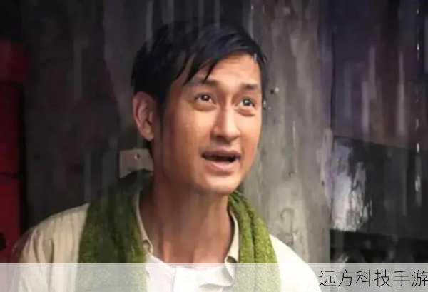 比如男主角在面对事业困境时的焦虑和迷茫,他既担心自己的努力付诸东流,又害怕让身边的人失望,女主角则在感情问题上表现出了敏感和脆弱,她渴望得到男主角的理解和关爱,但又不知道如何表达自己的真实情感。