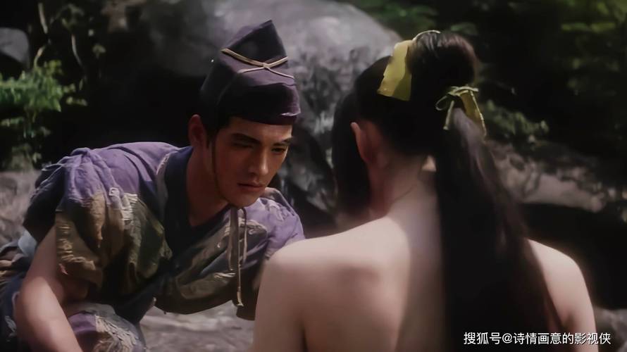 本集的剧情节奏把握得恰到好处,紧张刺激的情节与温馨感人的时刻相互交织,让观众的情绪也随之起伏,在紧张的剧情中,我们为角色们的命运捏一把汗;而在温馨的场景里,我们又能感受到爱情的美好和温暖。