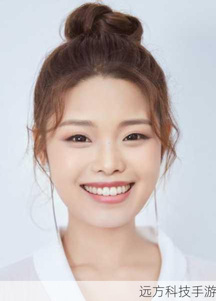 王莎莎,这位演技扎实的演员,用她的实力和独特魅力赋予了许小凤这个角色鲜活的生命力,从她踏上演艺之路开始,便展现出了非凡的天赋和努力,也许很多人对王莎莎的印象还停留在她曾经饰演过的经典角色上,但在《情满九道弯》中,她成功地突破了以往的形象,为我们带来了一个全新的、令人眼前一亮的演绎。
