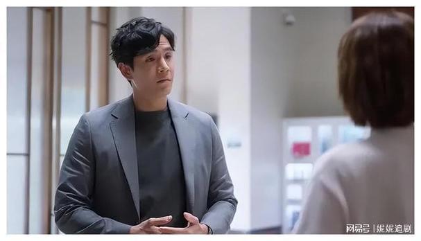 比如阿宝与某位商业伙伴的一场谈判,看似波澜不惊,实则暗流涌动,双方在言语之间的交锋,展现出了各自的智慧和谋略,也为后续的剧情发展埋下了伏笔。