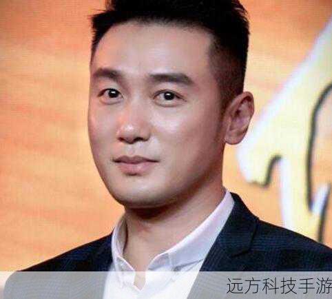 赵新不仅仅是一个工作中的形象,巩峥还成功地塑造了他在生活中的样子,赵新有着自己的情感世界和内心挣扎,他可能会在工作压力下感到疲惫,也会在面对感情问题时犹豫不决,巩峥将这些人性的弱点和矛盾表现得十分自然,让赵新这个角色更加立体和真实,观众们能够在他的表演中找到共鸣,仿佛看到了生活中许多人的影子。