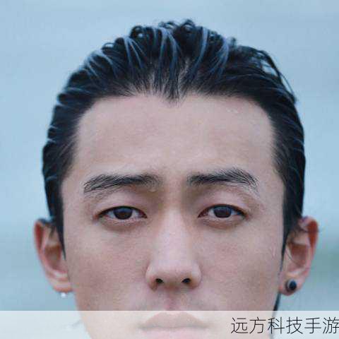 张亦驰对胆小鬼高磊的成功塑造,也让他在演艺圈中崭露头角,他的表演受到了业内人士和观众的一致好评,为他未来的演艺事业打下了坚实的基础,相信在未来的日子里,张亦驰会继续挑战更多不同类型的角色,用他的才华和努力为观众们带来更多精彩的表演。