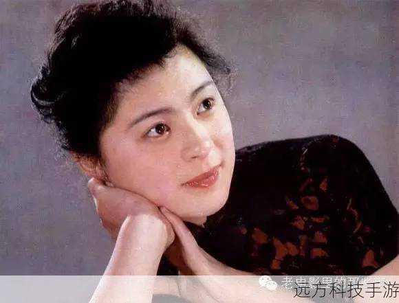 回顾刘佳的演艺经历,我们可以看到她在众多不同类型的作品中都有着出色的表现,她可以在古装剧中展现出优雅高贵的气质,也可以在现代剧中演绎出时尚干练的形象,每一次的角色转变,刘佳都能完美适应,带给观众新的惊喜。