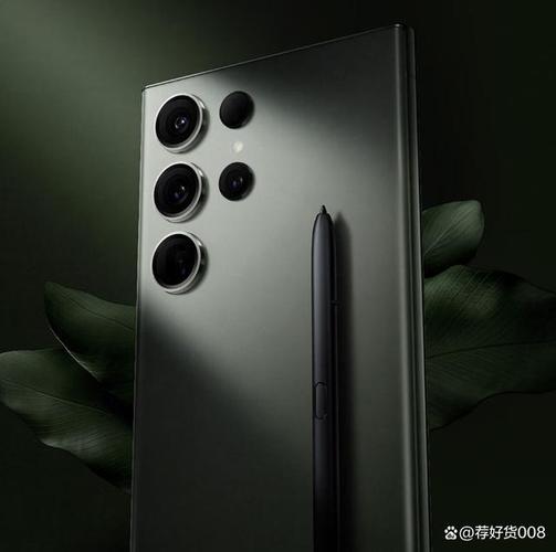 自上市以来,三星S7562手机凭借其平价却不平庸的特点在市场上赢得了广泛的关注和好评,它的价格非常亲民,对于预算有限的消费者来说是一个不错的选择,该手机在性能配置、拍照娱乐、续航扩展等方面都表现出色,完全能够满足用户的日常需求,三星品牌的知名度和良好的售后服务也为该手机的热销提供了有力保障。