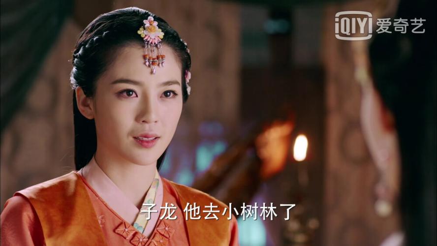 在本集中,赵子龙和李飞燕历经磨难,感情逐渐升温,赵子龙带着李飞燕去找神医华佗,希望能够救回她的性命,经过一段时间的治疗,李飞燕终于苏醒了过来,赵子龙欣喜若狂,他紧紧地抱住李飞燕,发誓再也不会让她离开自己,赵子龙和李飞燕最后在一起了。