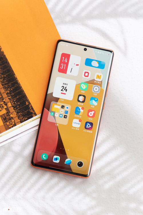 从综合对比来看,vivo X80无疑是一款更加优秀、更加适合现代用户需求的智能手机,无论是在性能配置、拍照体验还是续航与充电等方面,vivo X80都展现出了强大的实力和优势,这并不意味着联想A308T没有价值或意义,它作为那个时代的代表之一,见证了智能手机技术的起步和发展历程,但对于追求更高品质、更先进技术的现代用户来说,vivo X80无疑是更好的选择。