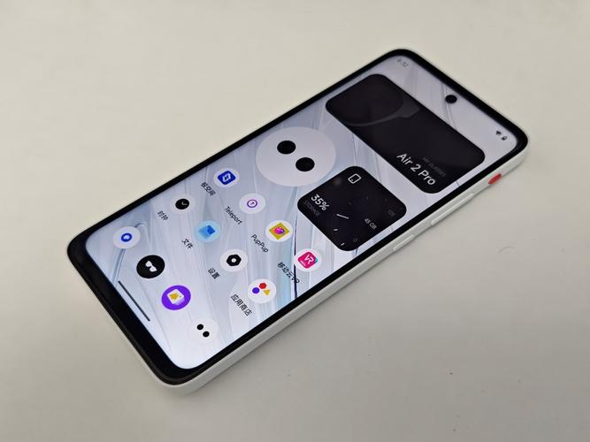 Q:三星GALAXY Beam的投影亮度如何?适合在什么环境下使用?
