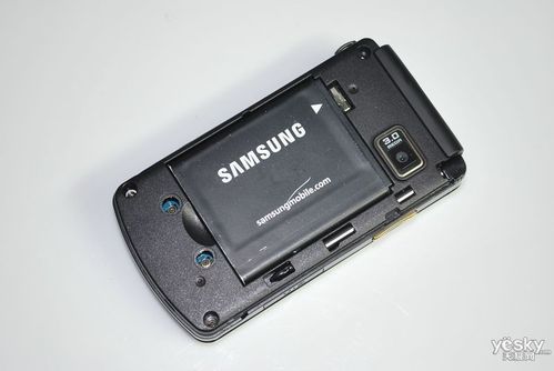是的,三星W589支持MicroSD卡扩展存储,最大可扩展至16GB,这意味着用户可以根据自己的需求,随时增加手机的存储空间,存放更多的照片、音乐和视频等文件。