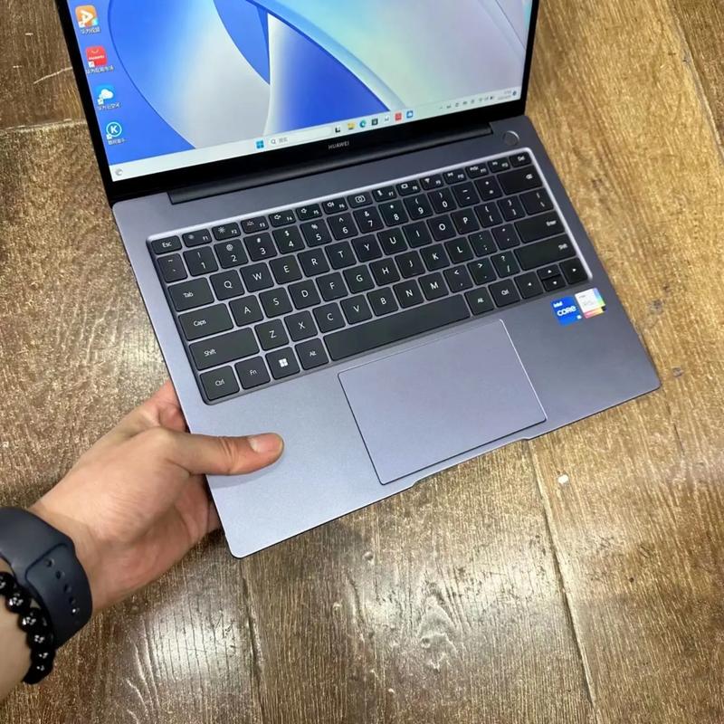 问题:华为MateBook 14 2023的处理器型号是什么?它支持哪些无线连接技术?