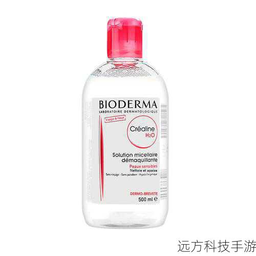 A: 虽然Bioderma贝德玛的粉水以温和著称,非常适合敏感肌使用,它更适合于中性至干性肌肤,以及需要舒缓、保湿的肌肤类型,对于油性肌肤来说,可能会感觉稍显滋润,建议在选择时考虑品牌的其他控油系列。