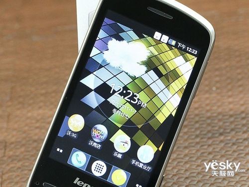 通过以上的综合评测和最新报价介绍，相信大家对Lenovo联想A65这款手机已经有了更深入的了解，作为一款经典且性价比极高的手机，它依然在市场上占有一席之地，值得那些追求实用与性价比的消费者考虑。