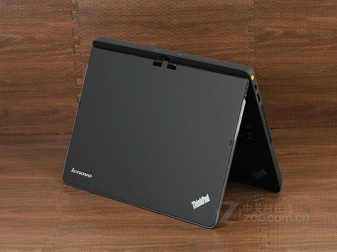 让我们从这款笔记本的变形设计说起，联想ThinkPad S230u Twist 3347AB8最大的亮点之一，就是其独特的翻转屏幕设计，屏幕可以360度自由旋转，轻松实现笔记本、平板、帐篷模式以及站立模式四种使用形态，这种设计不仅让笔记本的使用场景更加多样化，也极大地提升了用户的操作体验，无论是商务会议中的快速记录，还是旅途中的休闲娱乐，都能轻松应对。