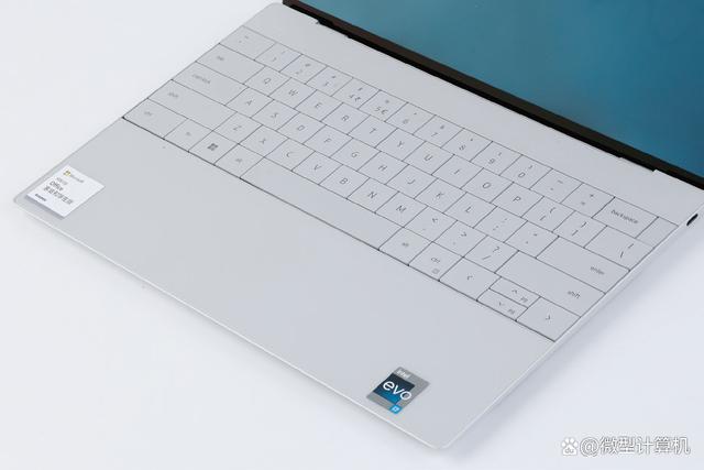 问题一:戴尔XPS 14z(XPSZ14D-218)在散热方面表现如何?
